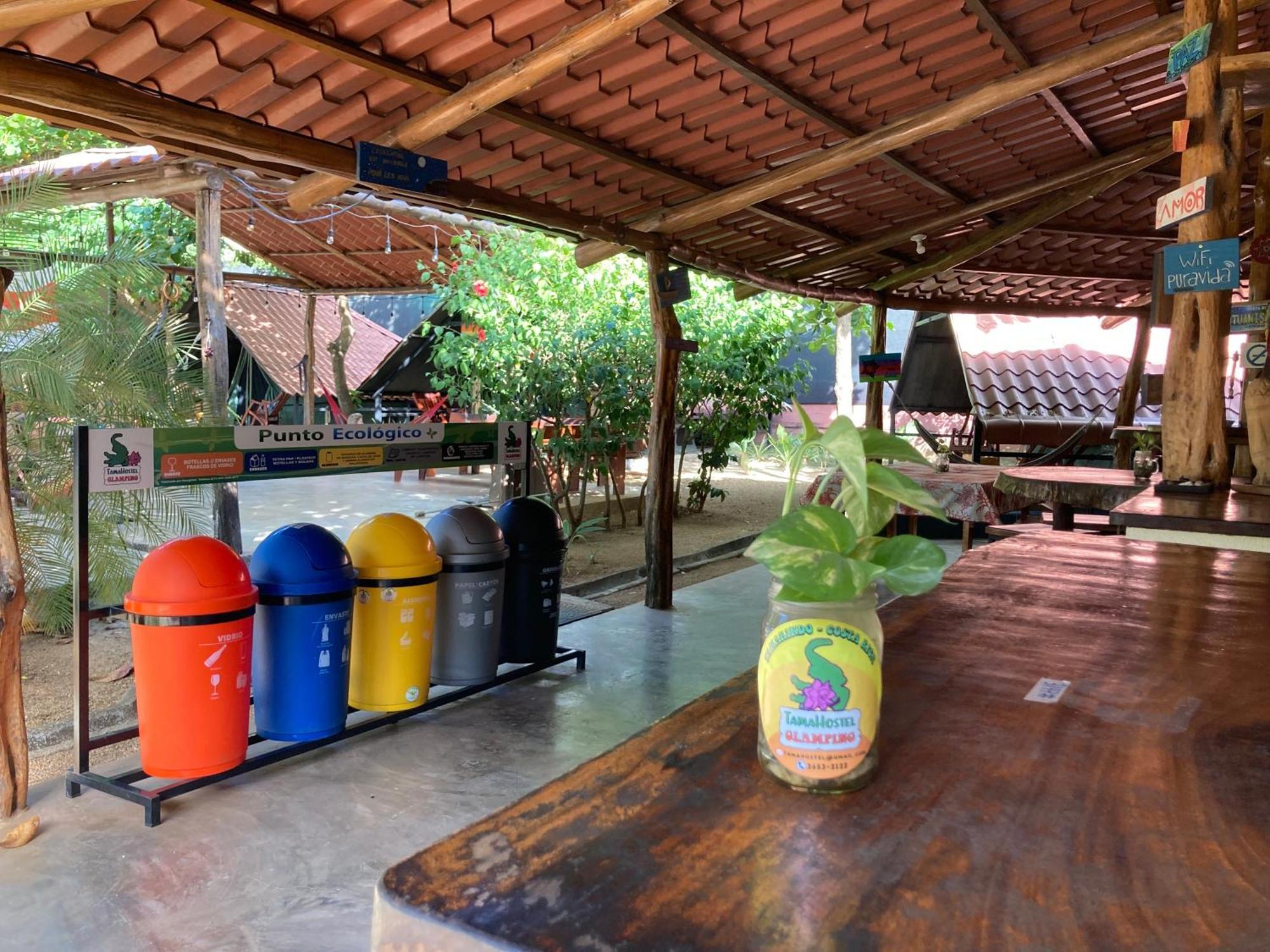 Tamahostel & Glamping Tamarindo Bagian luar foto